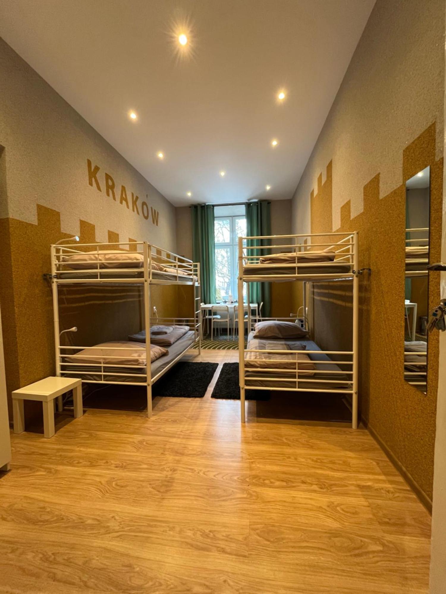 Girls Hostel Kraków Eksteriør billede
