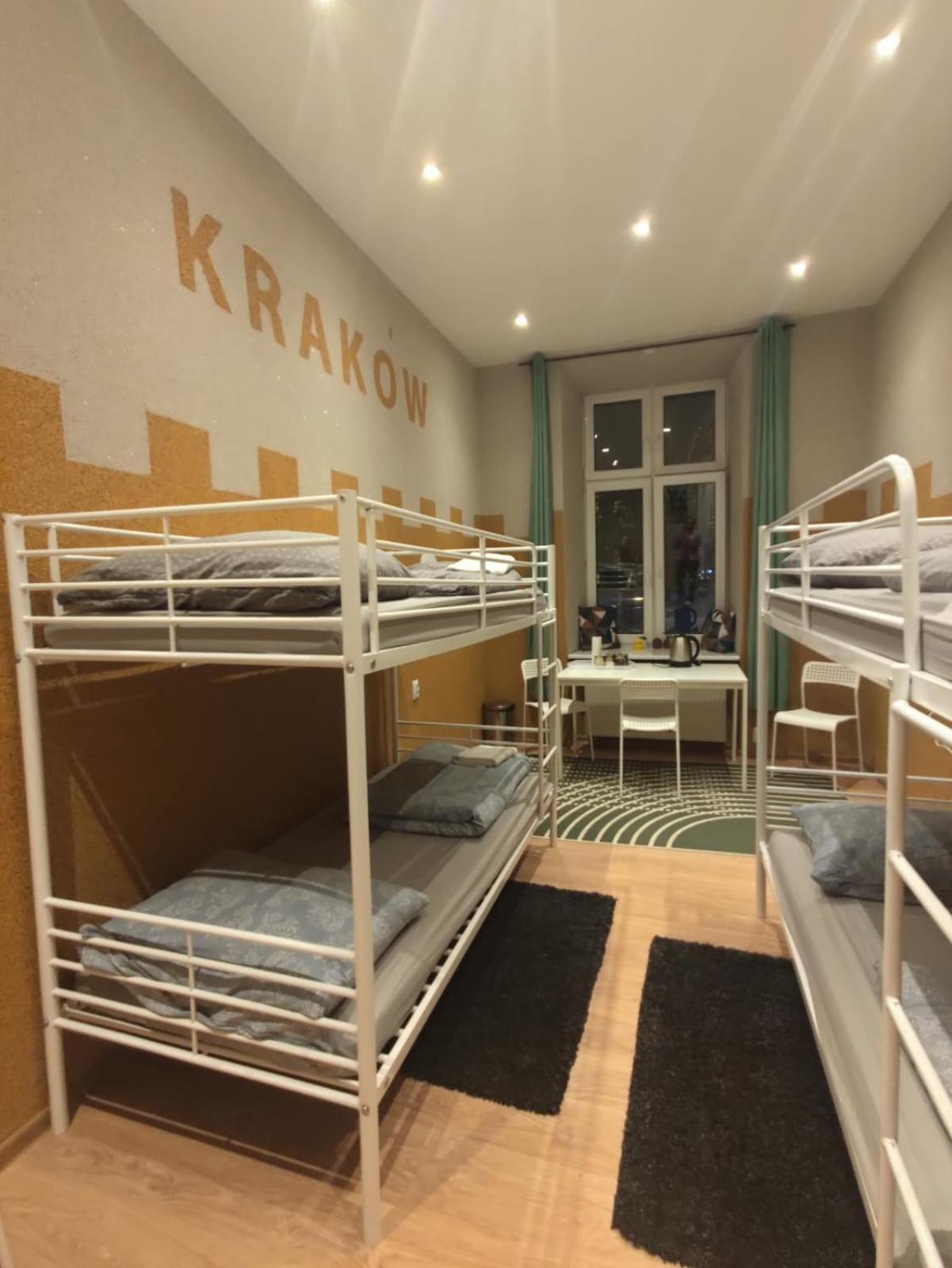 Girls Hostel Kraków Eksteriør billede
