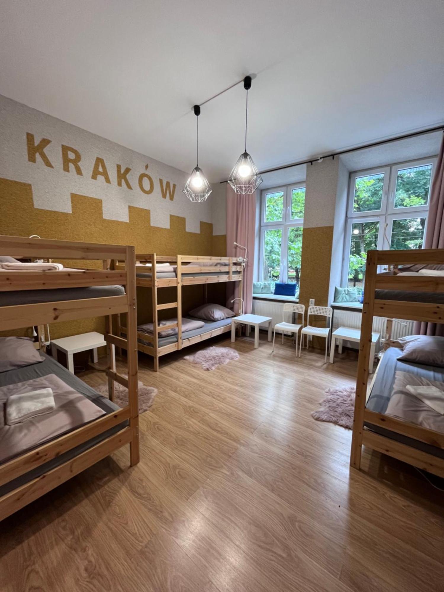 Girls Hostel Kraków Eksteriør billede