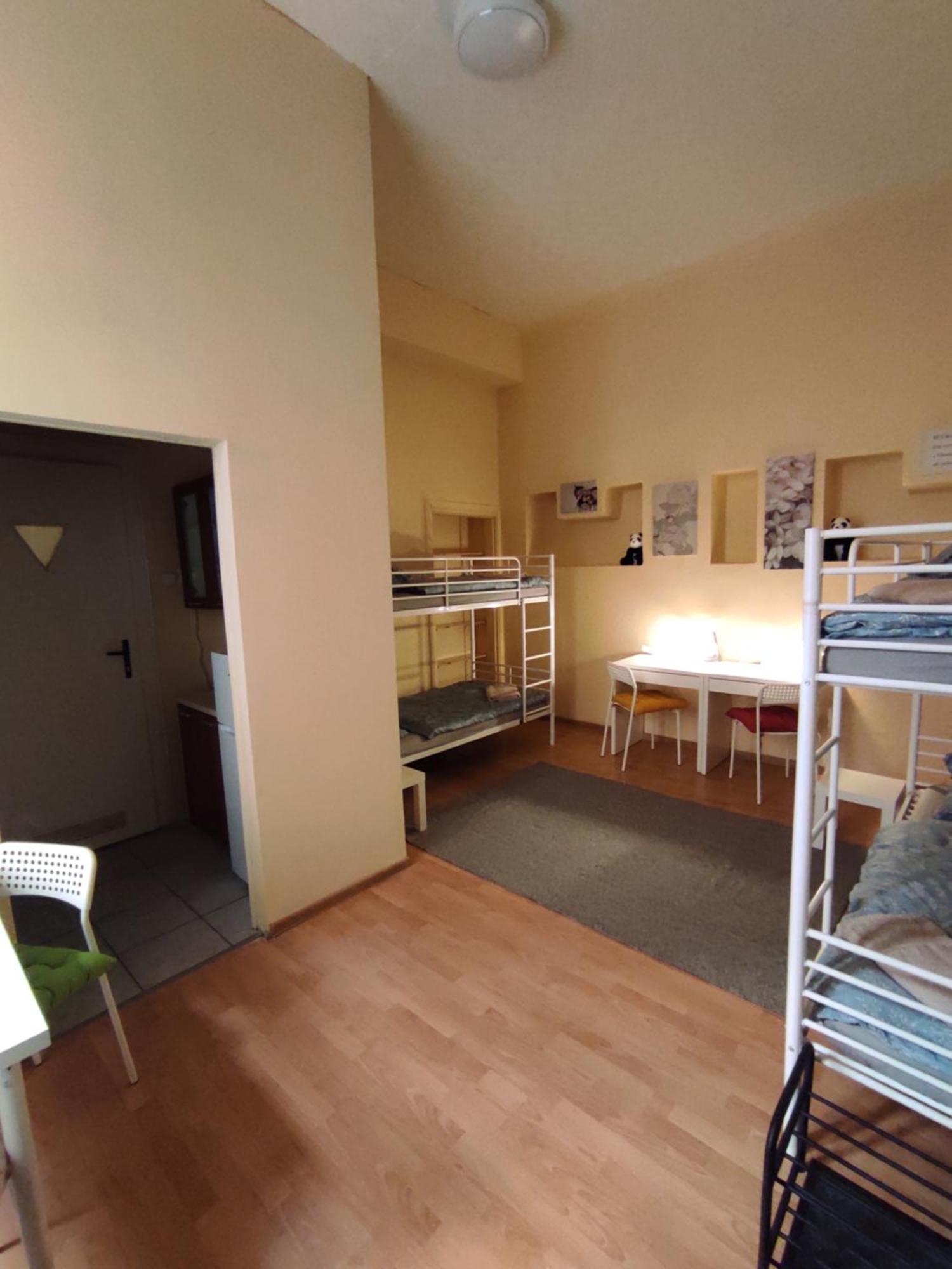 Girls Hostel Kraków Eksteriør billede