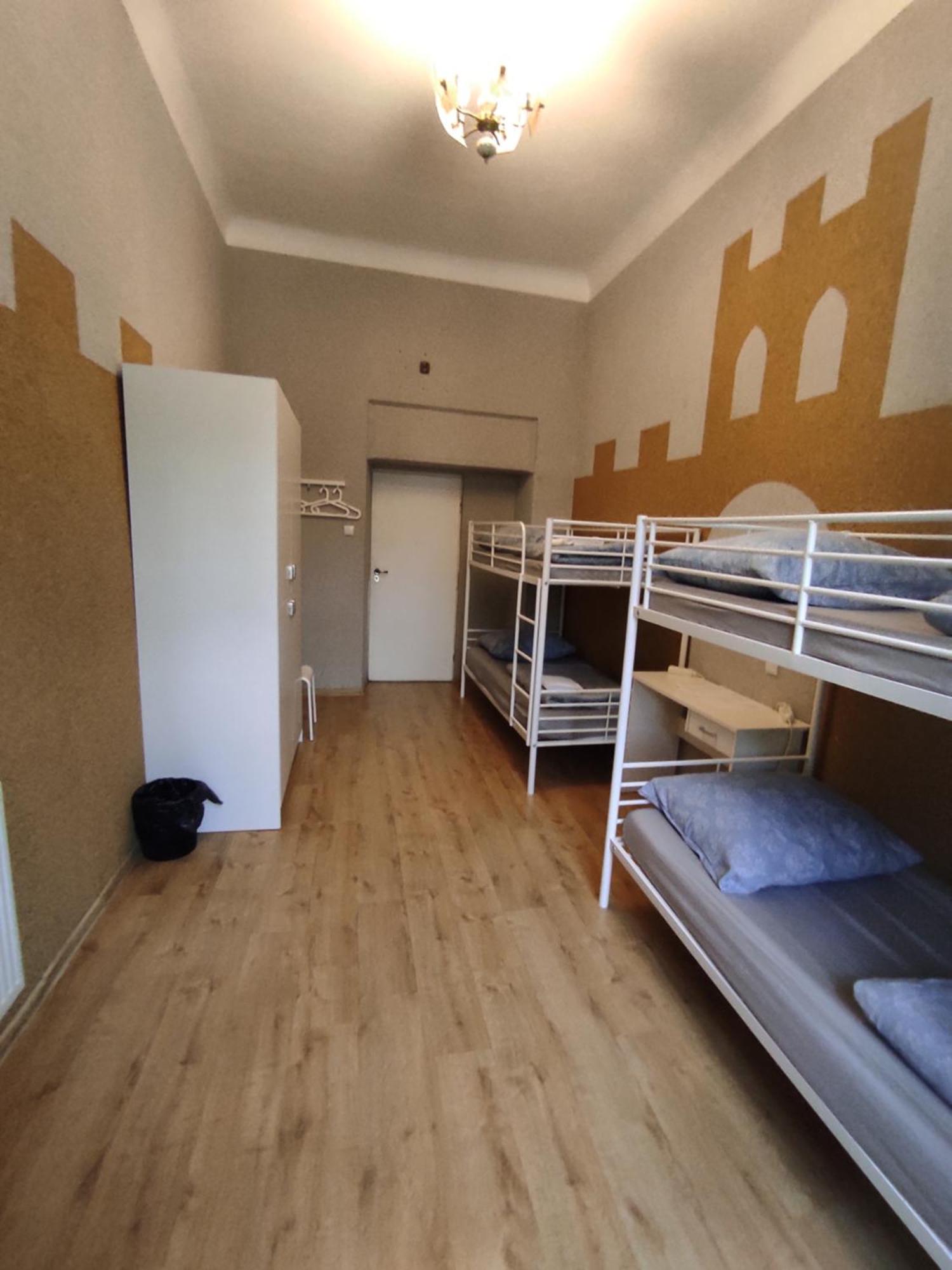 Girls Hostel Kraków Eksteriør billede